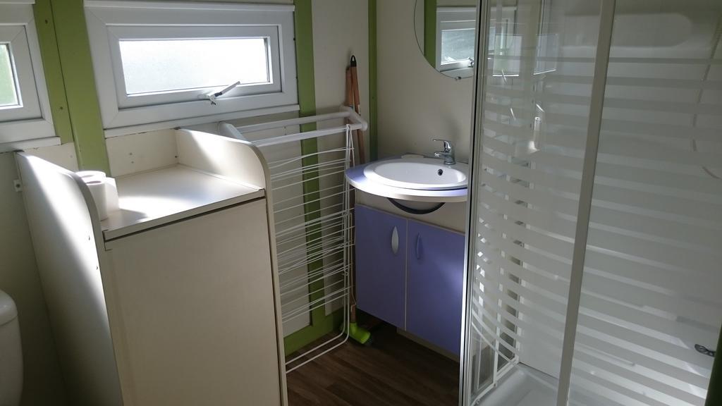 Hotel Camping des Rulières à Saint-Valérien Extérieur photo